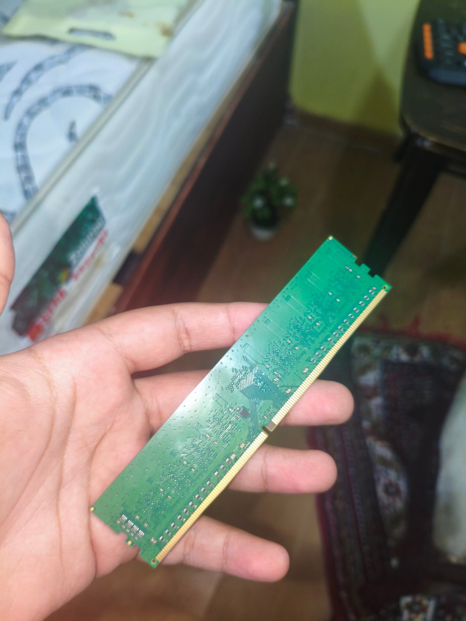 Ram 16 DDR4 3200 crucial green